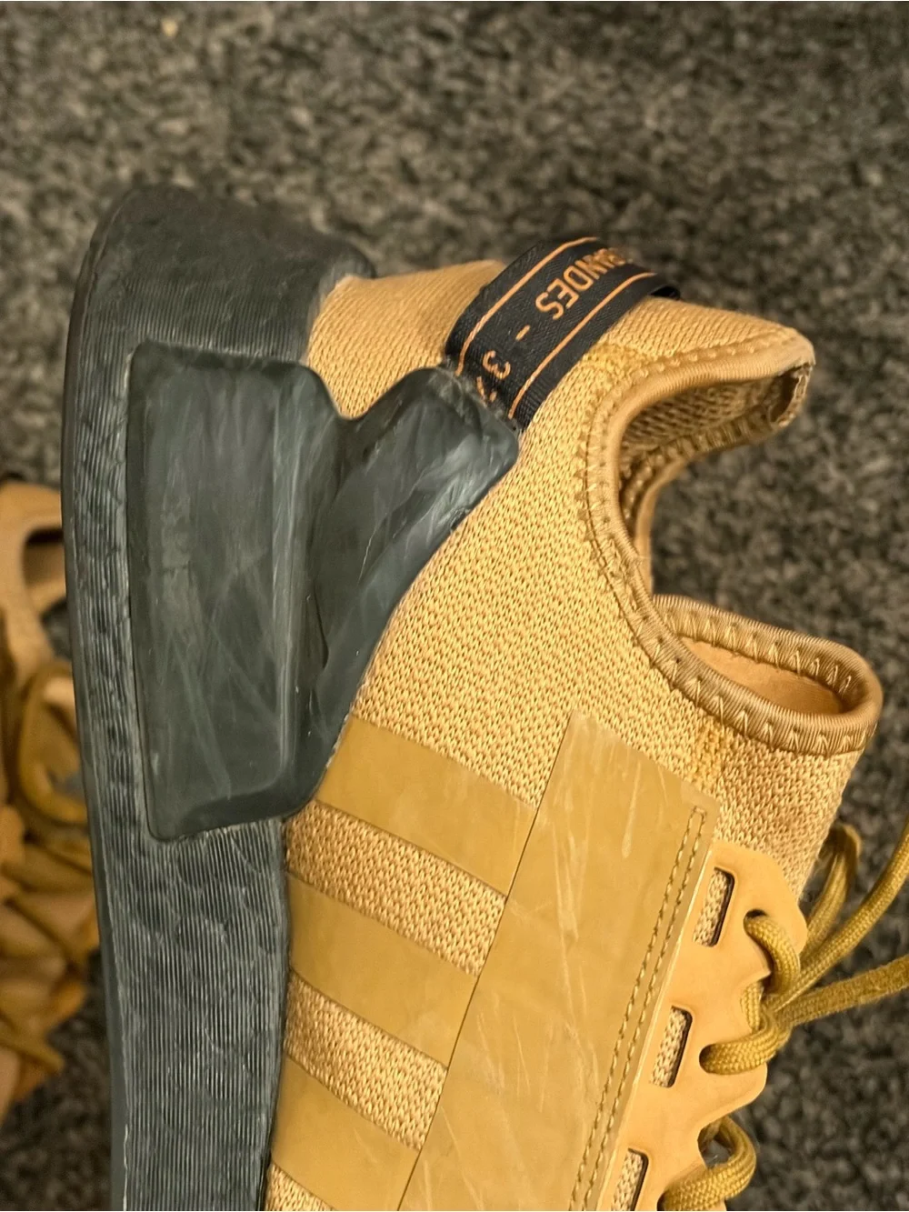 Adidas NMD R1 V2 “Cardboard” FY6861 Casual Lifestyle Running Sneaker Shoe 10.5